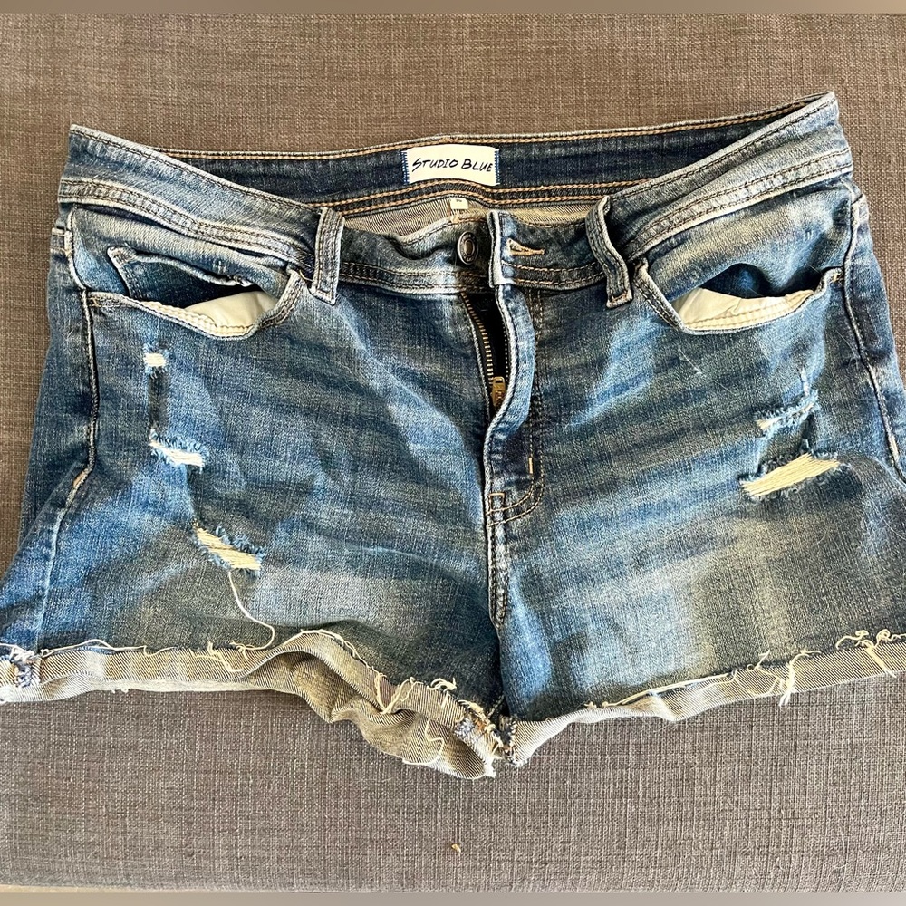 Studio Blue Shorts, Size 30